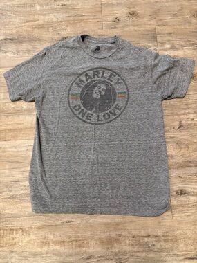 Zion Rootswear Heather Gray Marley 'One Love' Graphic Tee